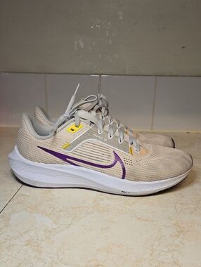 Nike Air Zoom Pegasus 40 Guava Ice/Vivid Purple Running Shoes